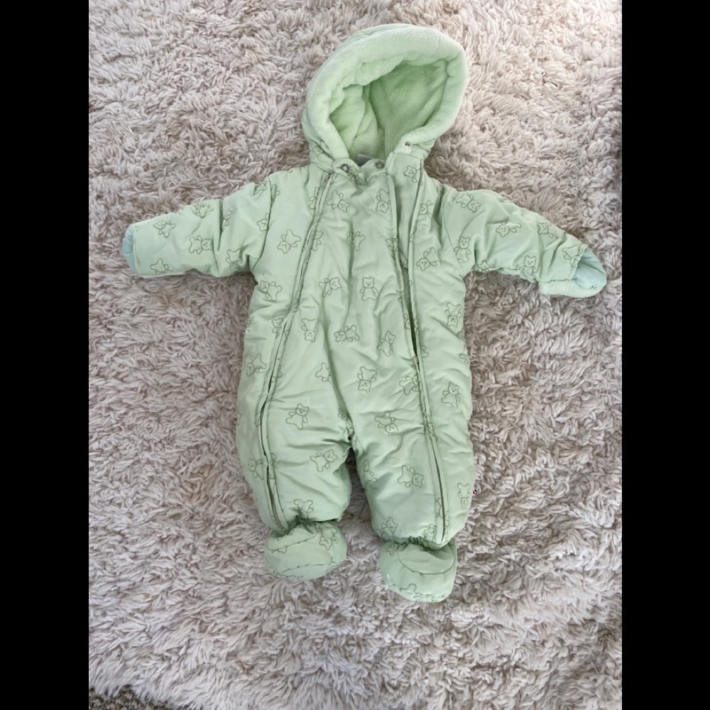 Toddler warming or Snow Suit.